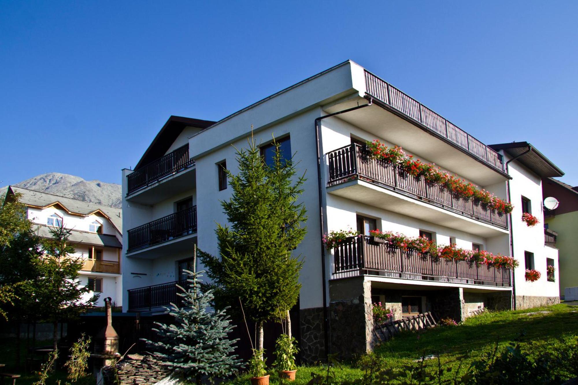 Penzion Sibir Vysoke Tatry Exterior photo